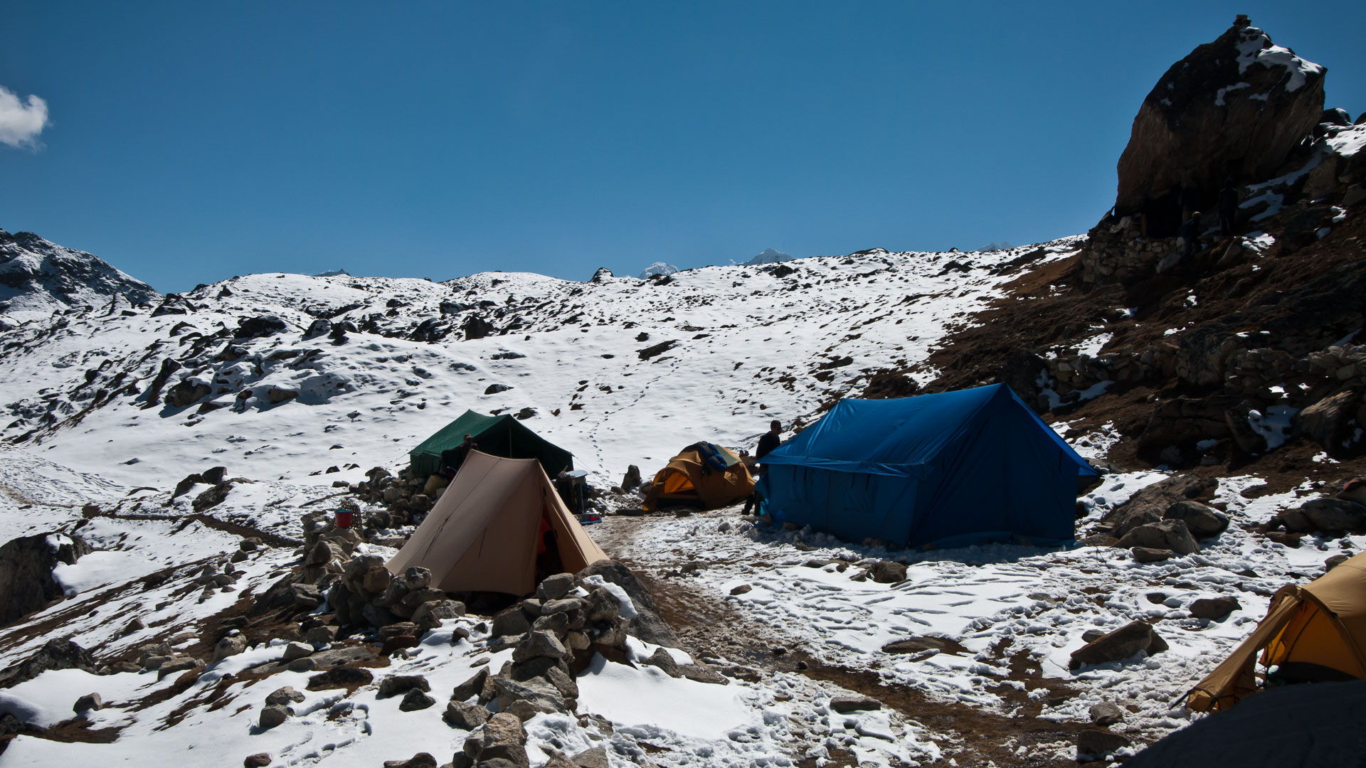 JDS111023nepal2011_00157_v1.jpg